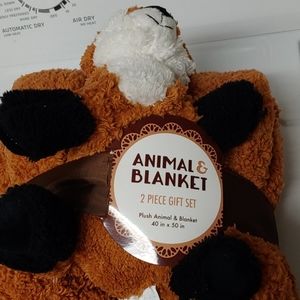 Animal & Blanket Gift Set